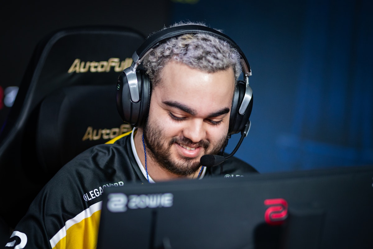 n1ssim, jogador da Legacy, durante a Esports World Cup 2026 de Counter-Strike 2.