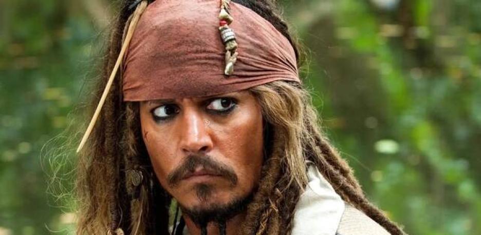 Piratas do Caribe 6 pode ter retorno de Johnny Depp como Jack Sparrow
